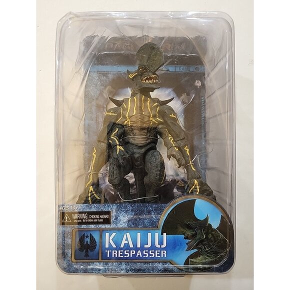 PACIFIC RIM KAIJU TRESPASSER Ultimate Deluxe 9" Action Figure NECA NEW SEALED - Picture 1 of 10